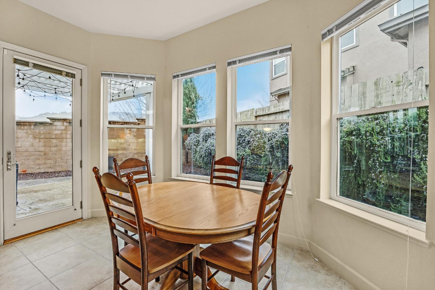 9042 Cambridge Cir, Vallejo, CA 94591 photo 31