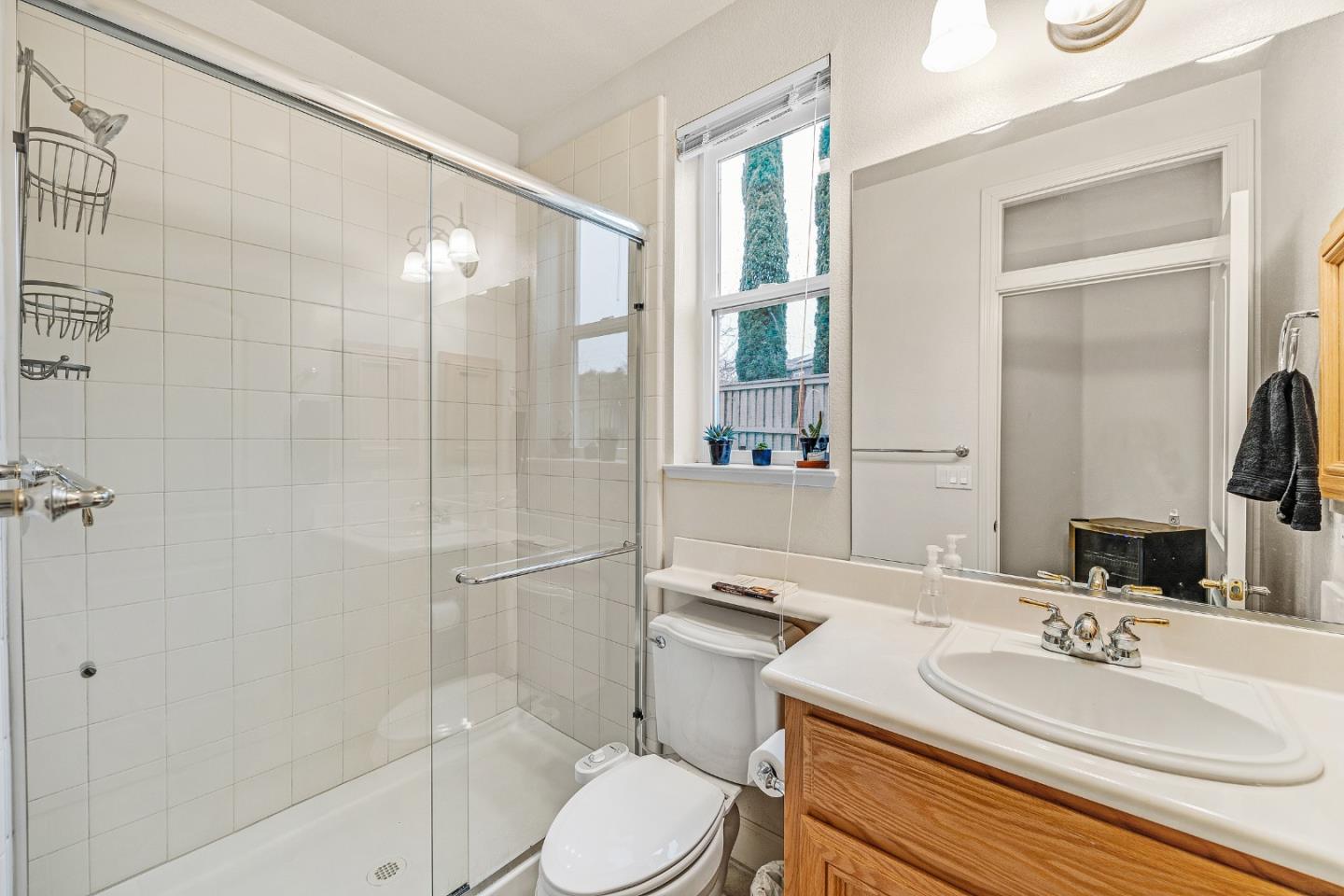 9042 Cambridge Cir, Vallejo, CA 94591 photo 32