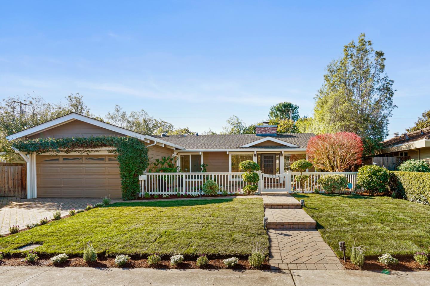 Detail Gallery Image 1 of 1 For 3324 Saint Michael Dr, Palo Alto,  CA 94306 - 3 Beds | 2 Baths