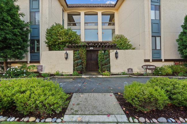 Detail Gallery Image 1 of 1 For 525 Almer Rd #205,  Burlingame,  CA 94010 - 2 Beds | 2 Baths