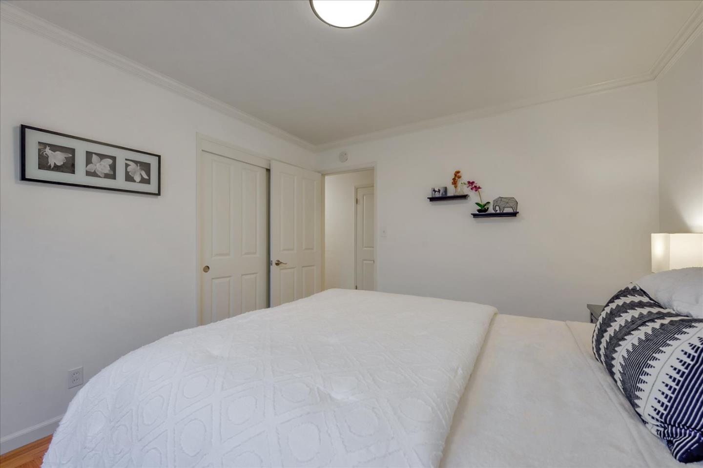 Detail Gallery Image 21 of 32 For 1640 Kentfield Ave, Redwood City,  CA 94061 - 3 Beds | 2 Baths
