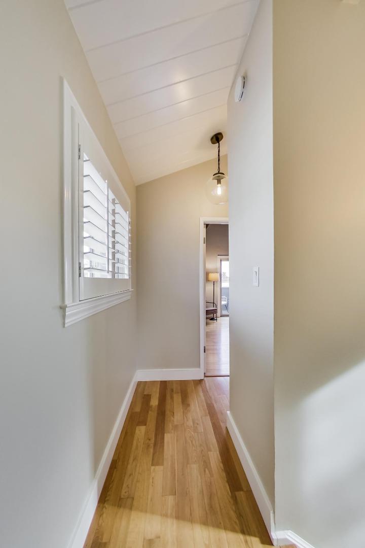 Detail Gallery Image 23 of 47 For 910 Millbrae Ave, Millbrae,  CA 94030 - 2 Beds | 1/1 Baths