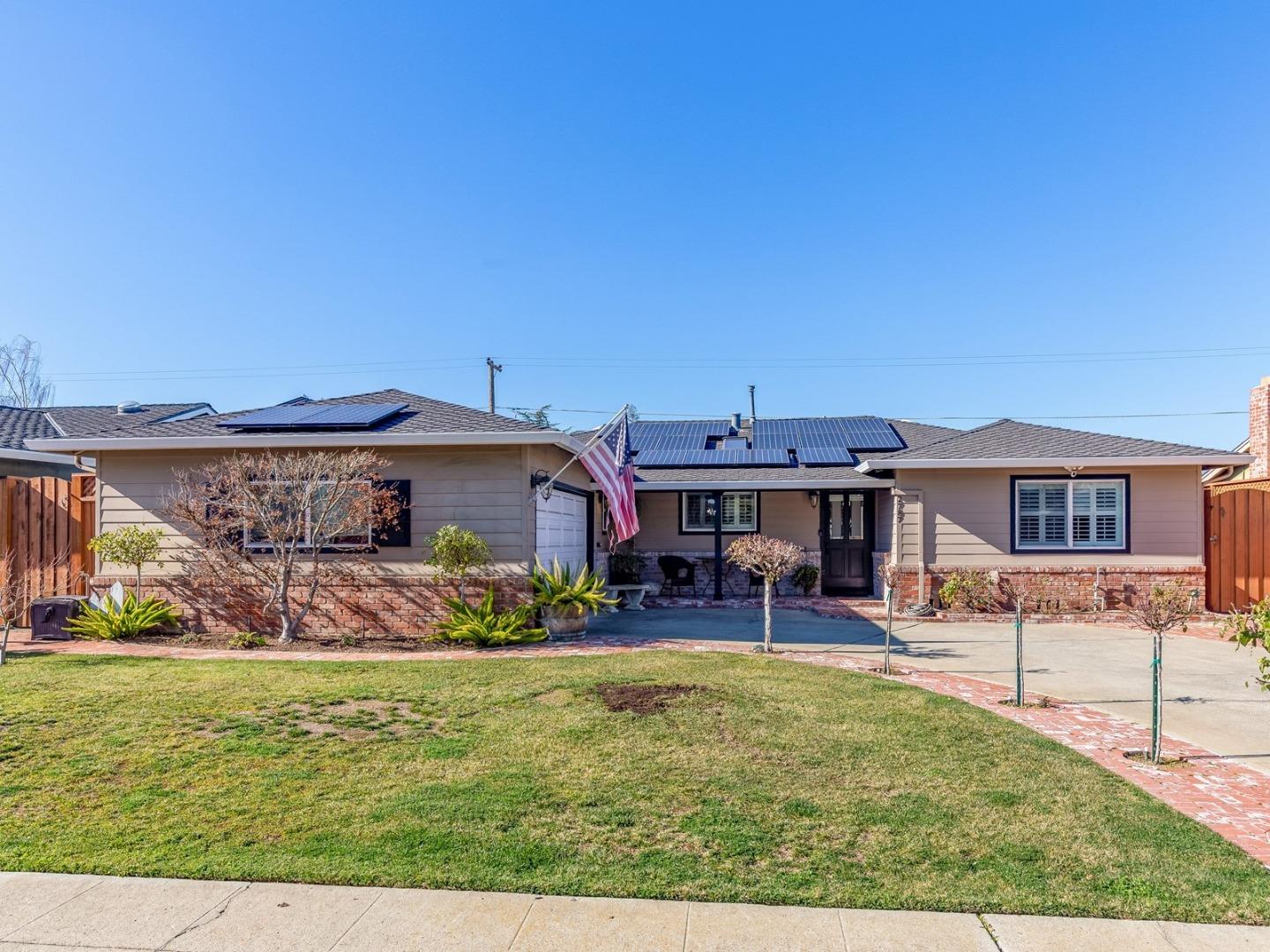 Detail Gallery Image 1 of 1 For 2787 Lantz Ave, San Jose,  CA 95124 - 3 Beds | 2/1 Baths