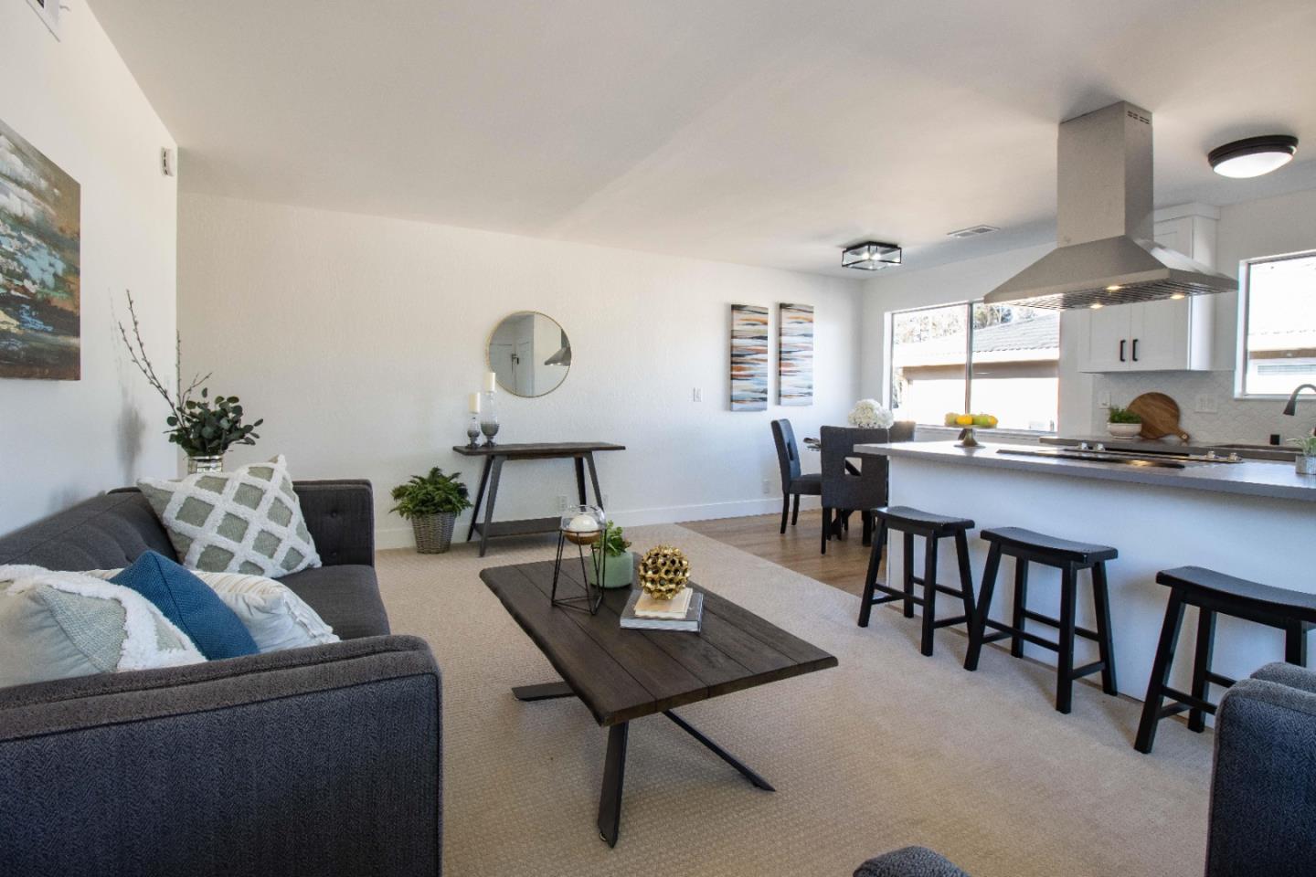 Detail Gallery Image 1 of 1 For 5718 Allen Ave #4,  San Jose,  CA 95123 - 2 Beds | 1 Baths