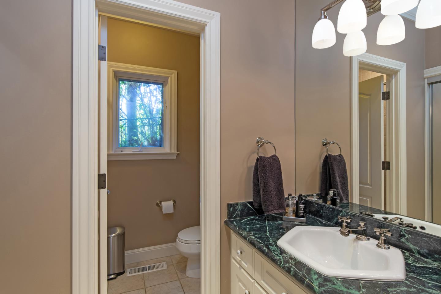 Detail Gallery Image 25 of 98 For 393 Atherton Ave, Atherton,  CA 94027 - 6 Beds | 8/1 Baths