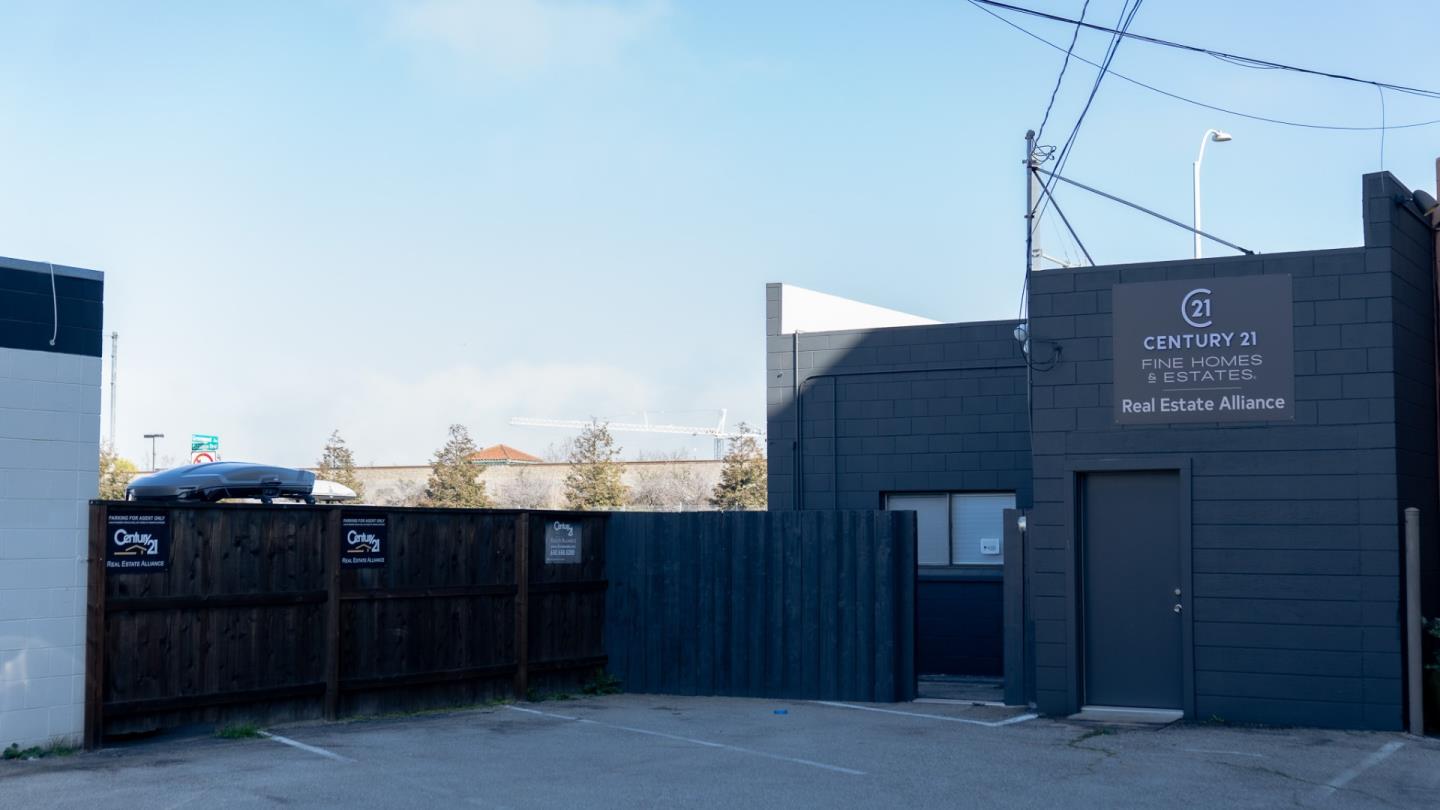 Detail Gallery Image 9 of 10 For 1216 El Camino Real, San Carlos,  CA 94070 - – Beds | – Baths