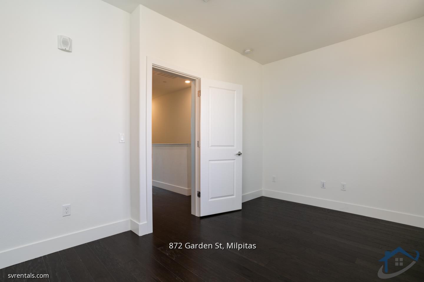 Detail Gallery Image 11 of 28 For 872 Garden St, Milpitas,  CA 95035 - 2 Beds | 1/1 Baths