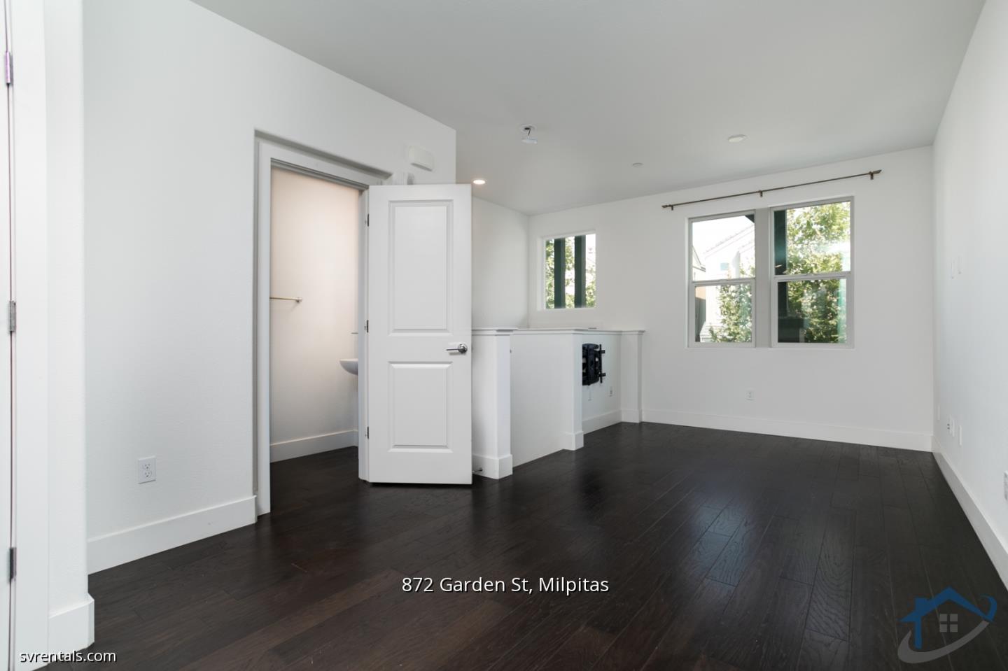 Detail Gallery Image 6 of 28 For 872 Garden St, Milpitas,  CA 95035 - 2 Beds | 1/1 Baths