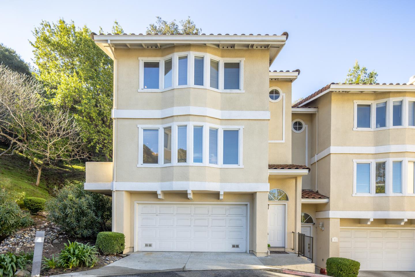 Detail Gallery Image 1 of 1 For 6 Torino Ln, San Carlos,  CA 94070 - 2 Beds | 2/1 Baths