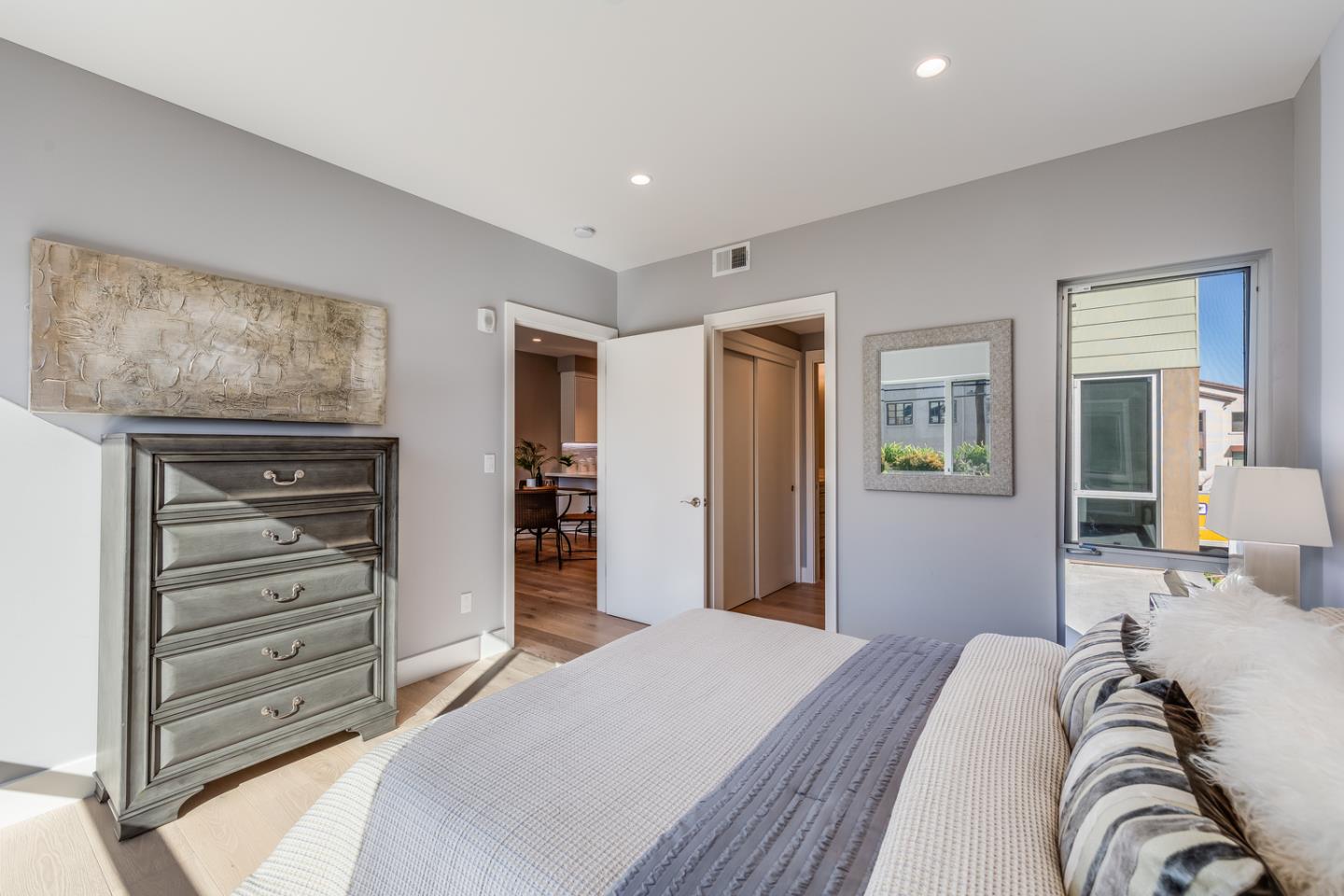 Detail Gallery Image 26 of 44 For 520 El Camino Real #203,  San Carlos,  CA 94070 - 2 Beds | 2 Baths
