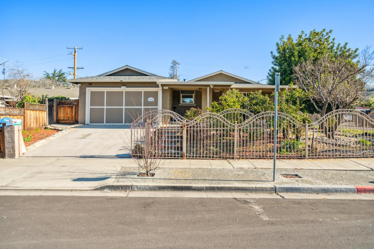 Detail Gallery Image 1 of 1 For 1498 Mount Stanley Way, San Jose,  CA 95127 - 3 Beds | 2 Baths