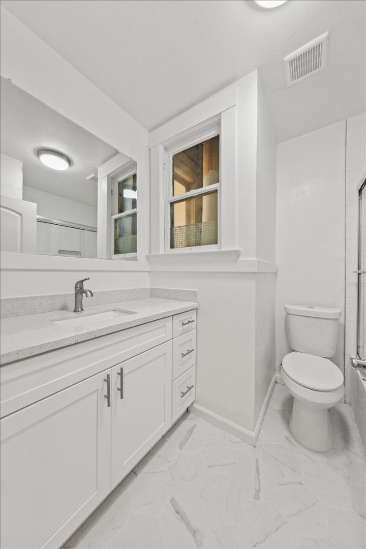 Detail Gallery Image 9 of 44 For 1524 Irving St, San Francisco,  CA 94122 - – Beds | – Baths
