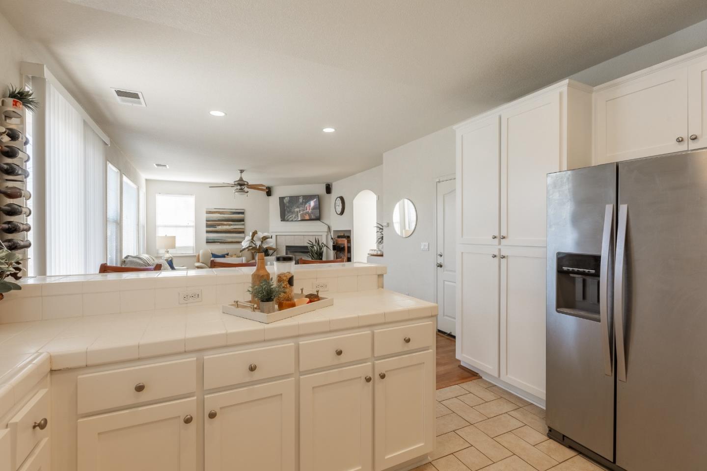 Detail Gallery Image 10 of 39 For 2778 Gilham Ct, San Jose,  CA 95148 - 4 Beds | 2/1 Baths