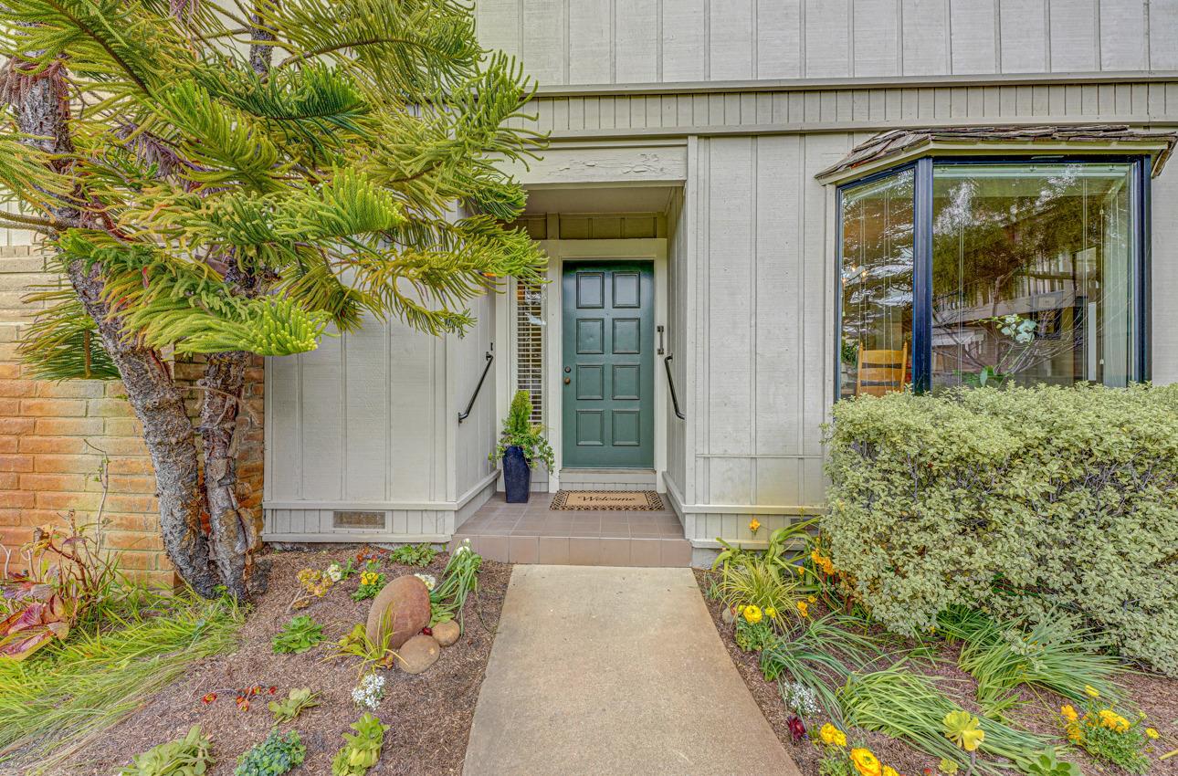 Detail Gallery Image 1 of 1 For 3850 Rio Rd #84,  Carmel,  CA 93923 - 2 Beds | 2/1 Baths
