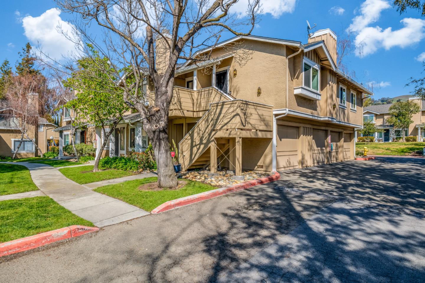 Detail Gallery Image 1 of 1 For 3586 Ivalynn Cir, San Jose,  CA 95132 - 2 Beds | 2 Baths