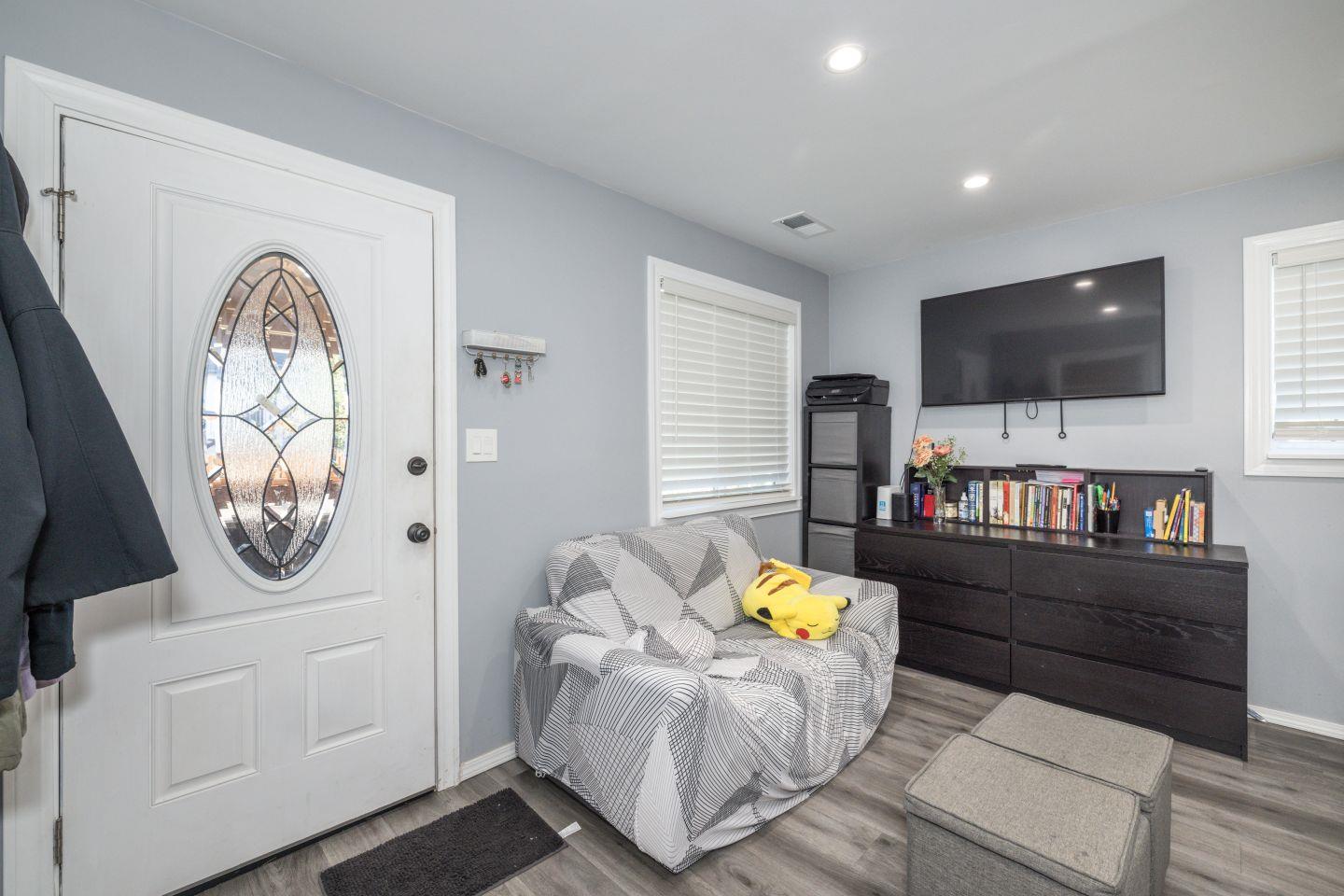 Detail Gallery Image 9 of 21 For 22823 High St, Hayward,  CA 94541 - 1 Beds | 1 Baths