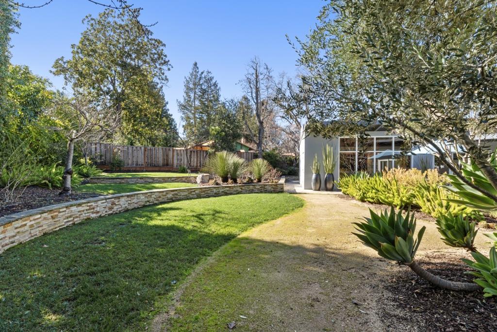 Detail Gallery Image 9 of 47 For Address Not Disclosed, Stanford,  CA 94305 - 5 Beds | 3 Baths