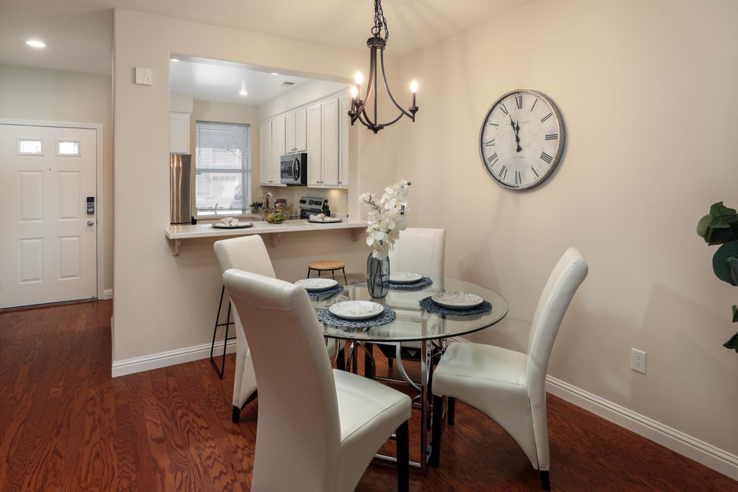 903 Sunrose Ter Apt 102, Sunnyvale, CA 94086 photo 2