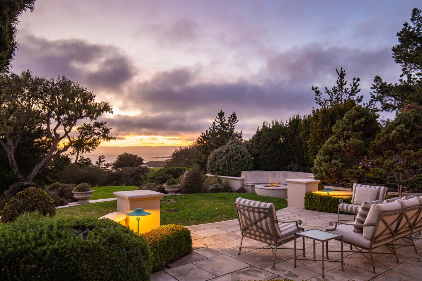 Detail Gallery Image 21 of 47 For 3410 17 Mile Dr, Pebble Beach,  CA 93953 - 7 Beds | 7/1 Baths