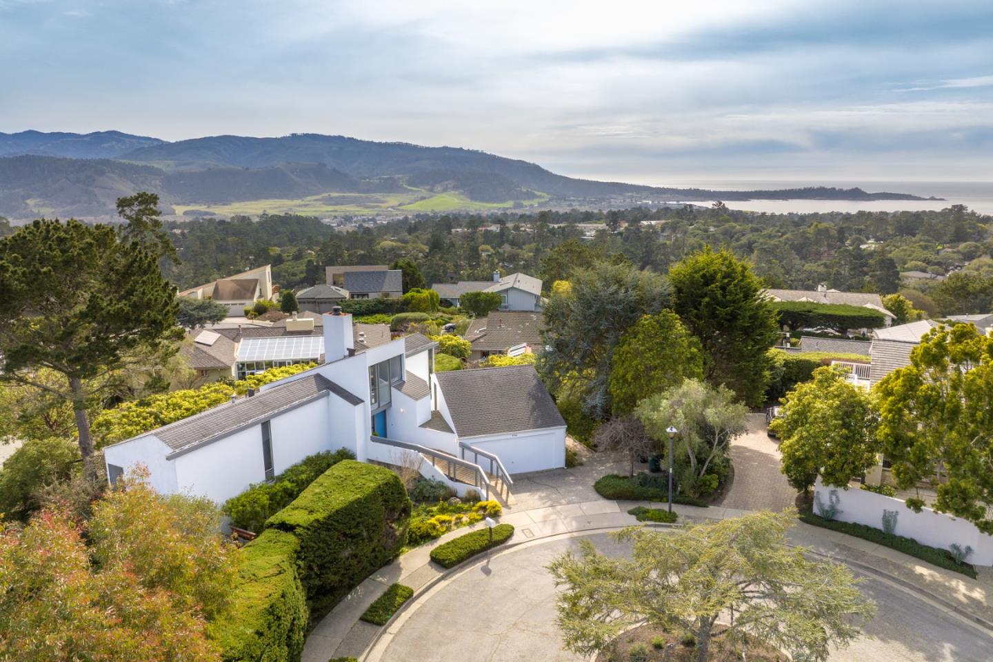 Detail Gallery Image 1 of 1 For 3548 Greenfield Pl, Carmel,  CA 93923 - 3 Beds | 2 Baths