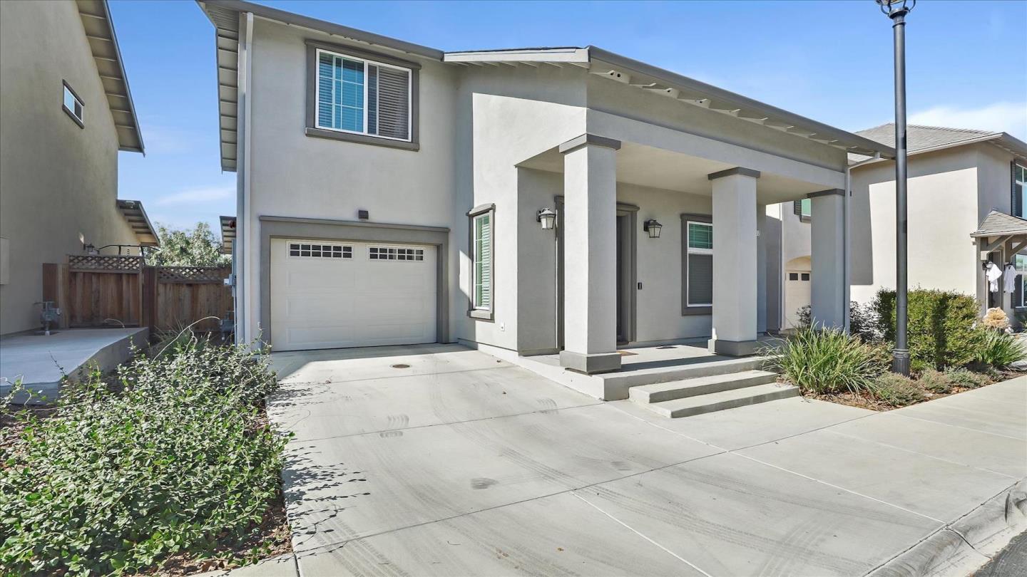 Detail Gallery Image 1 of 1 For 2202 Casa Blanca Dr, Hollister,  CA 95023 - 3 Beds | 2/1 Baths