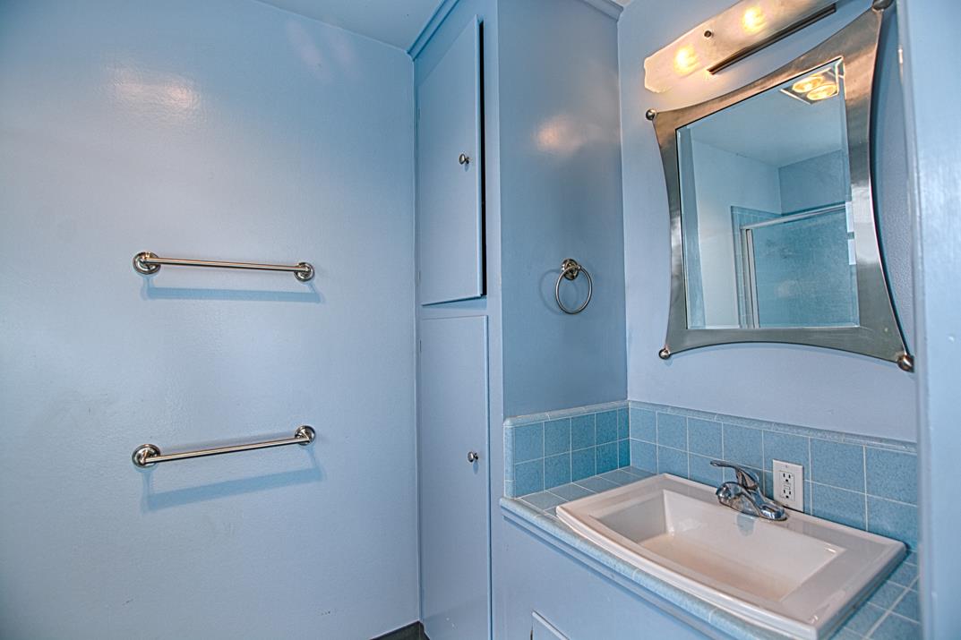 Detail Gallery Image 17 of 24 For 218 Woodrow Ave, Santa Cruz,  CA 95060 - 4 Beds | 2 Baths