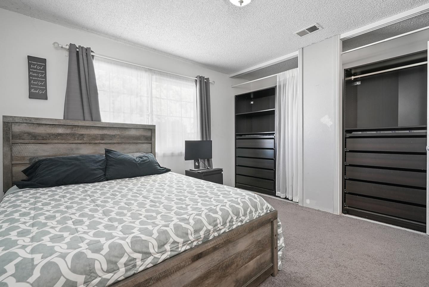 Detail Gallery Image 10 of 22 For 2963 Rose Ave, San Jose,  CA 95127 - 2 Beds | 1/1 Baths
