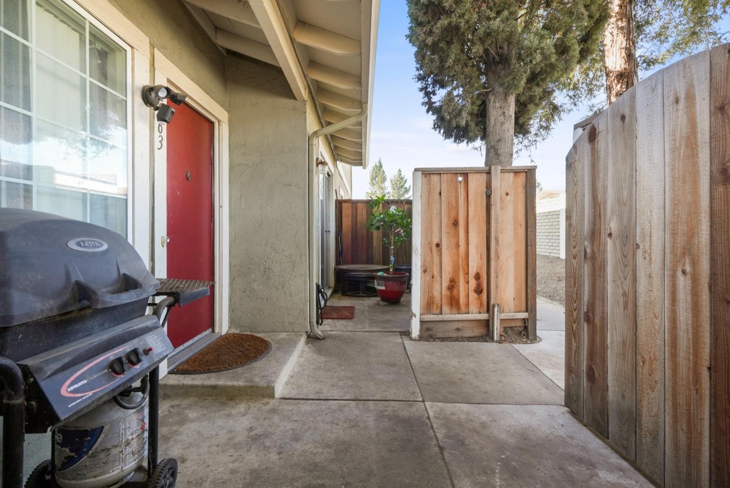 Detail Gallery Image 19 of 22 For 2963 Rose Ave, San Jose,  CA 95127 - 2 Beds | 1/1 Baths