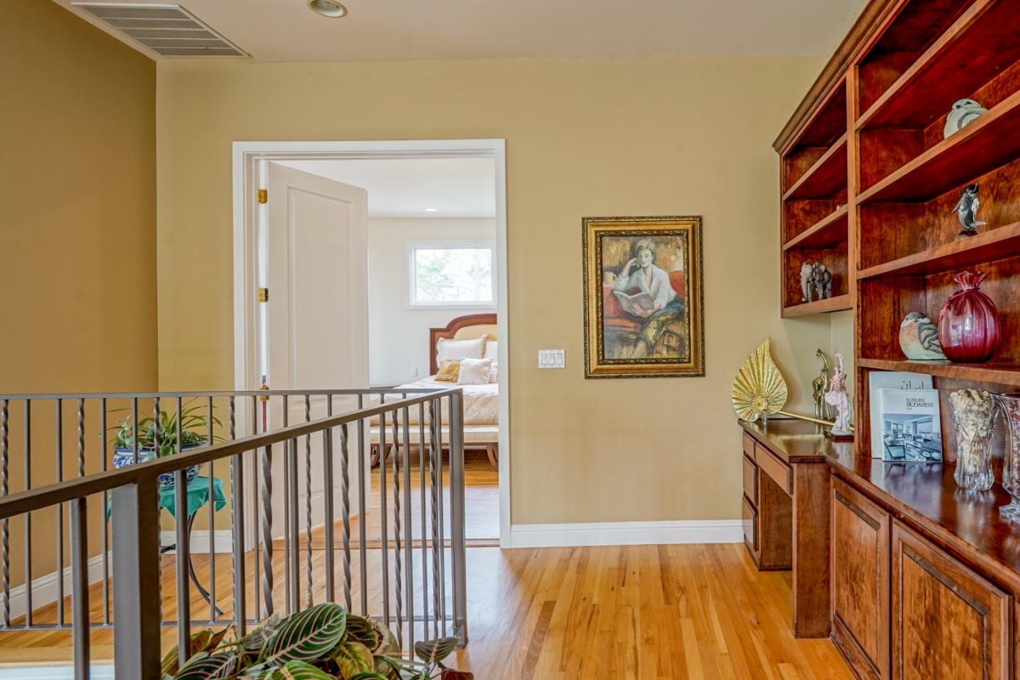 Detail Gallery Image 19 of 43 For 1041 San Carlos Rd, Pebble Beach,  CA 93953 - 3 Beds | 3/1 Baths