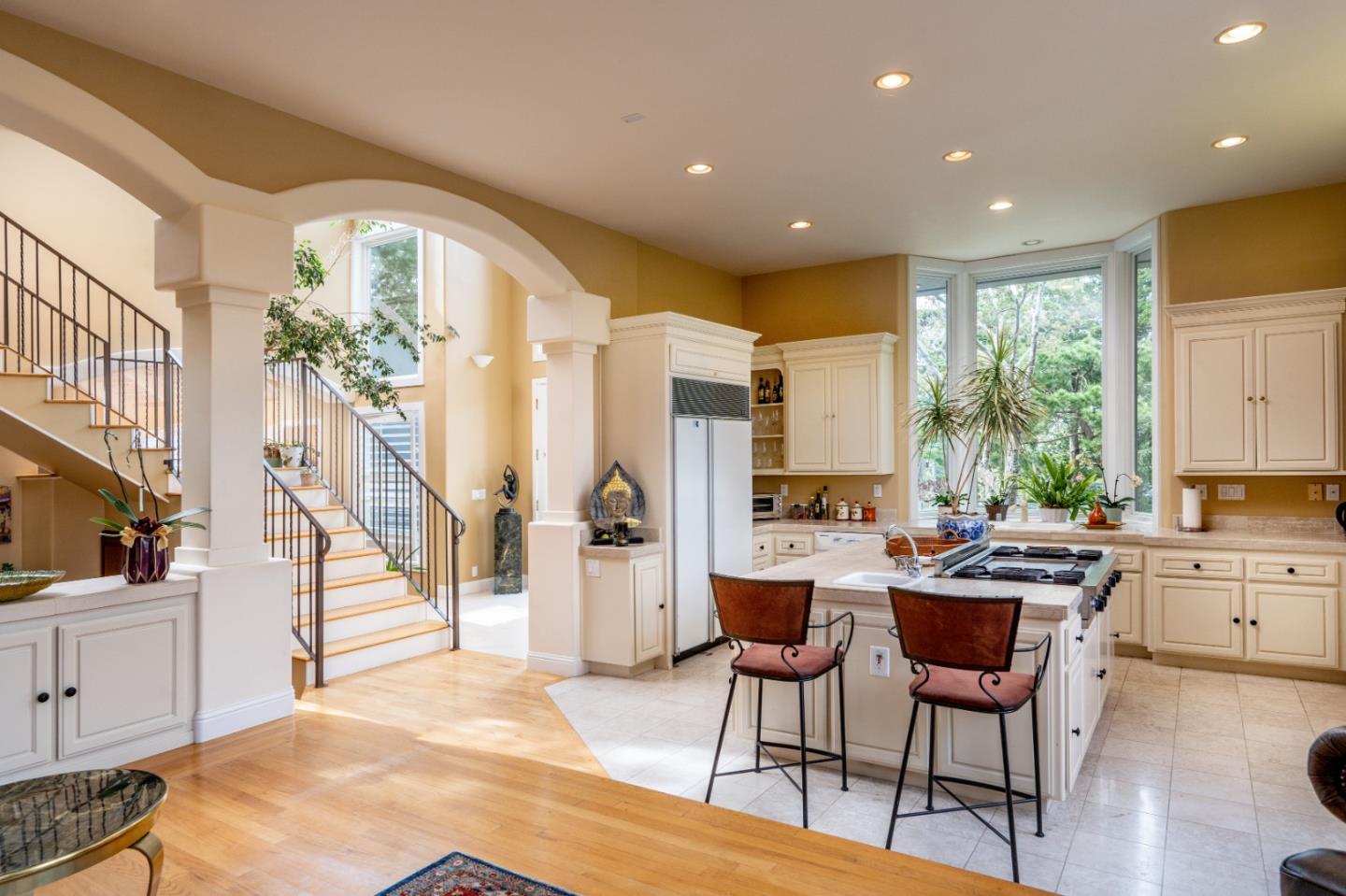 Detail Gallery Image 8 of 43 For 1041 San Carlos Rd, Pebble Beach,  CA 93953 - 3 Beds | 3/1 Baths