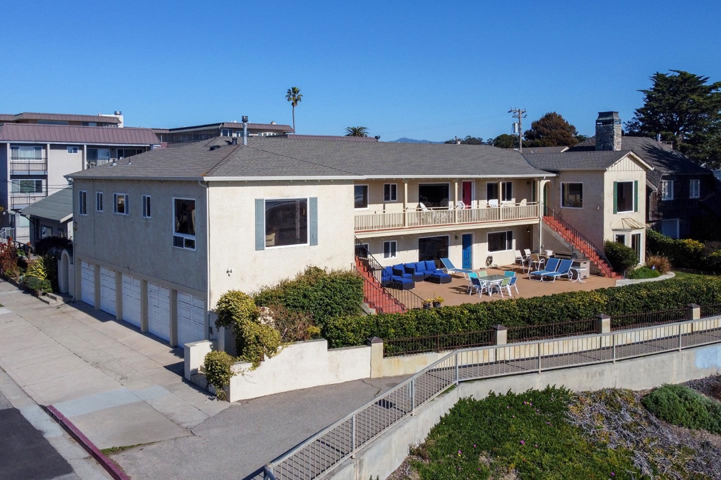 Detail Gallery Image 8 of 24 For 1703 E Cliff Dr, Santa Cruz,  CA 95062 - 9 Beds | 5 Baths