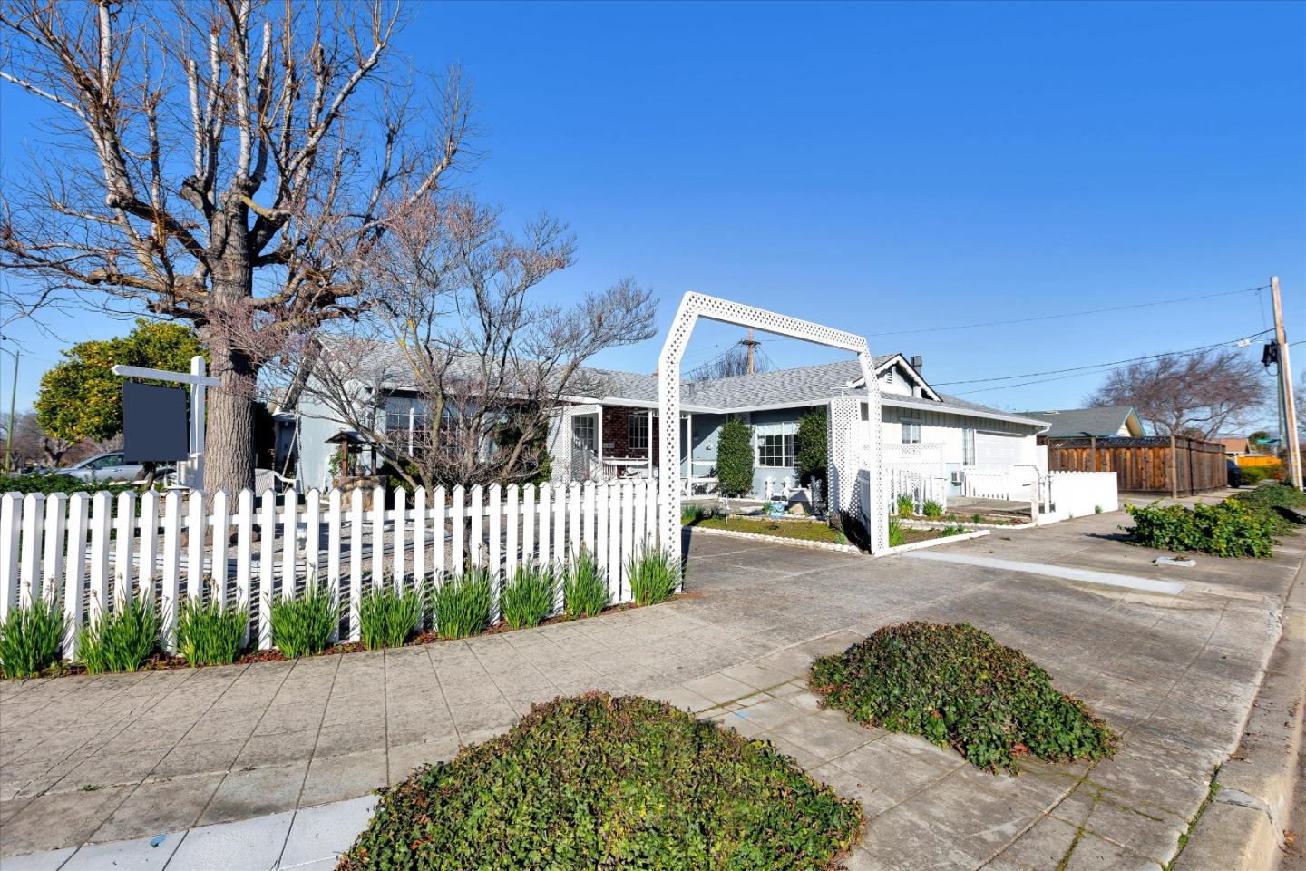 Detail Gallery Image 1 of 1 For 3591 Ancil Way, San Jose,  CA 95117 - 3 Beds | 1/2 Baths