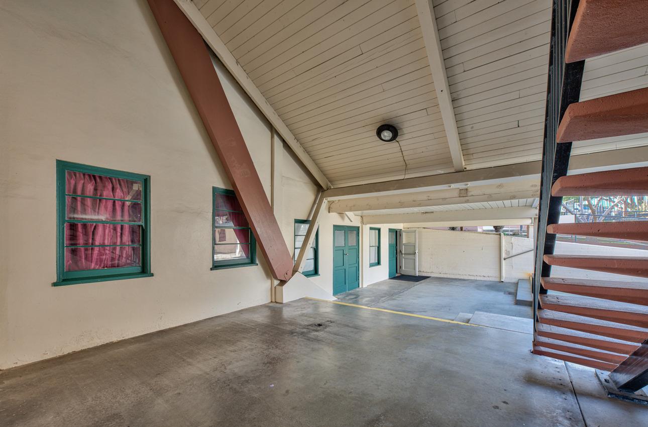 Detail Gallery Image 3 of 28 For 34 Rincon Ave, Salinas,  CA 93905 - – Beds | – Baths