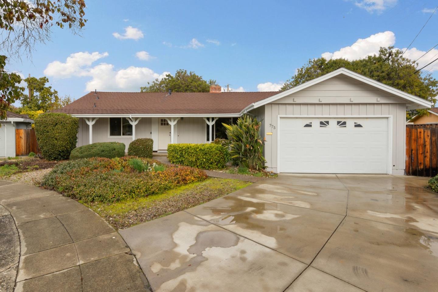 Detail Gallery Image 1 of 1 For 775 Prestwick Ct, Sunnyvale,  CA 94087 - 4 Beds | 2 Baths