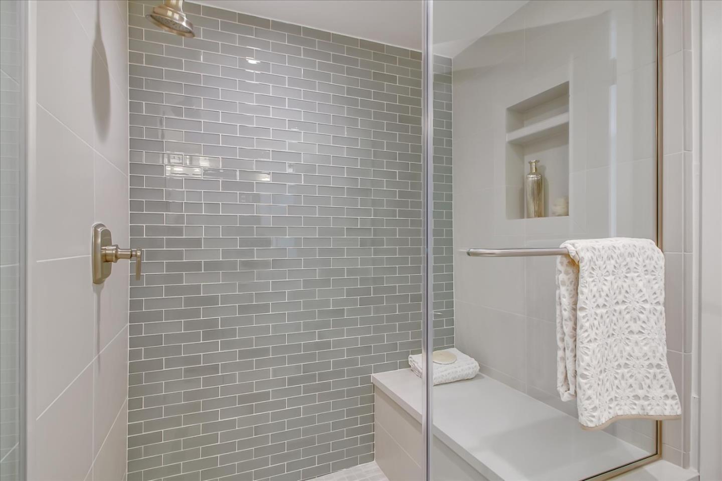 Detail Gallery Image 10 of 16 For 16295 Gellatt Ct #220,  Los Gatos,  CA 95032 - 2 Beds | 2 Baths