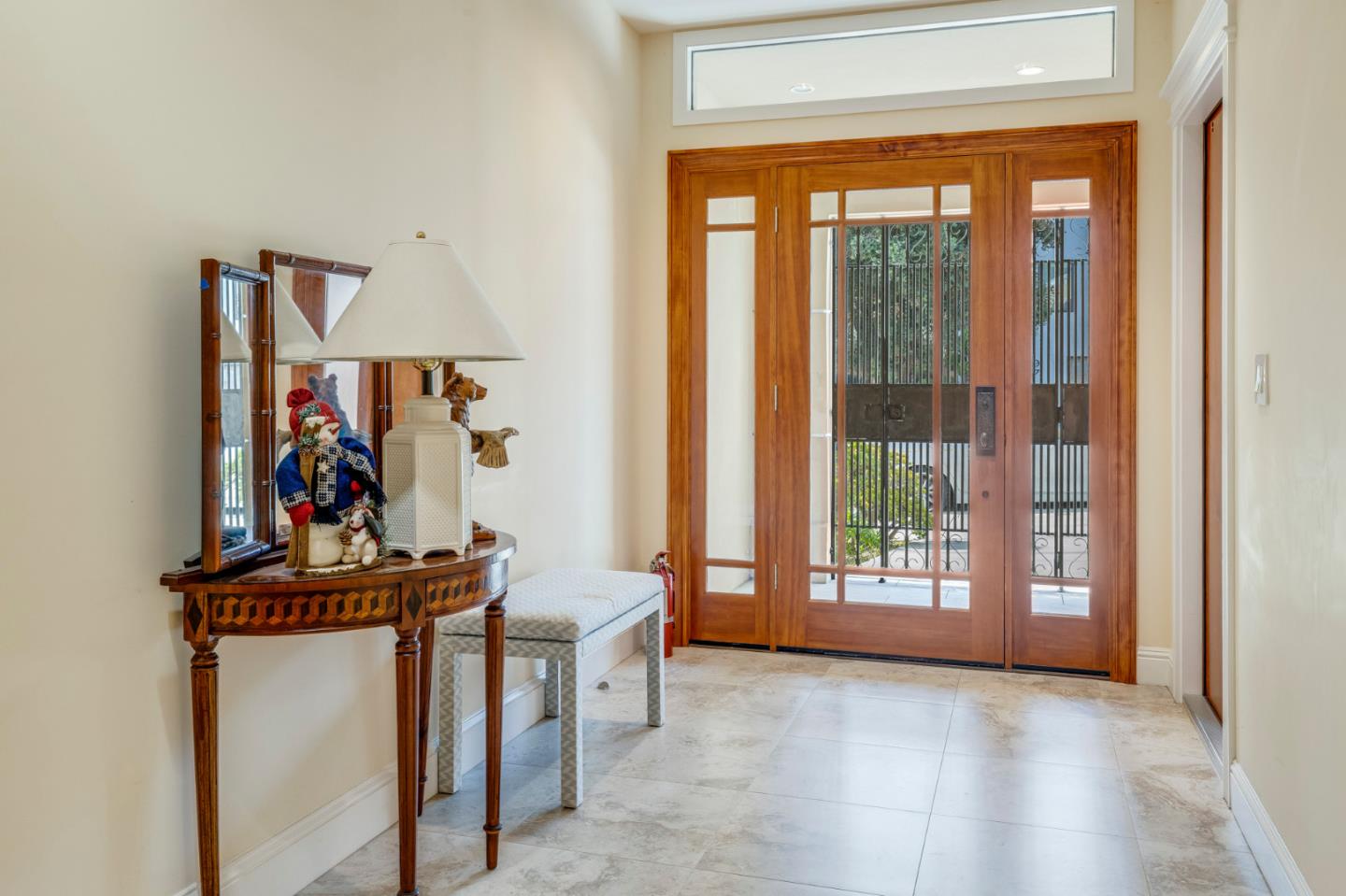 property-img