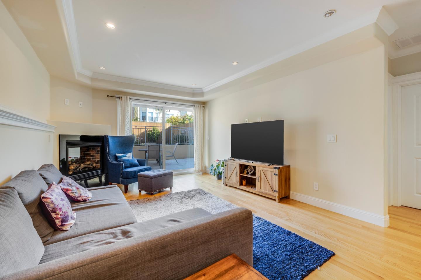 property-img