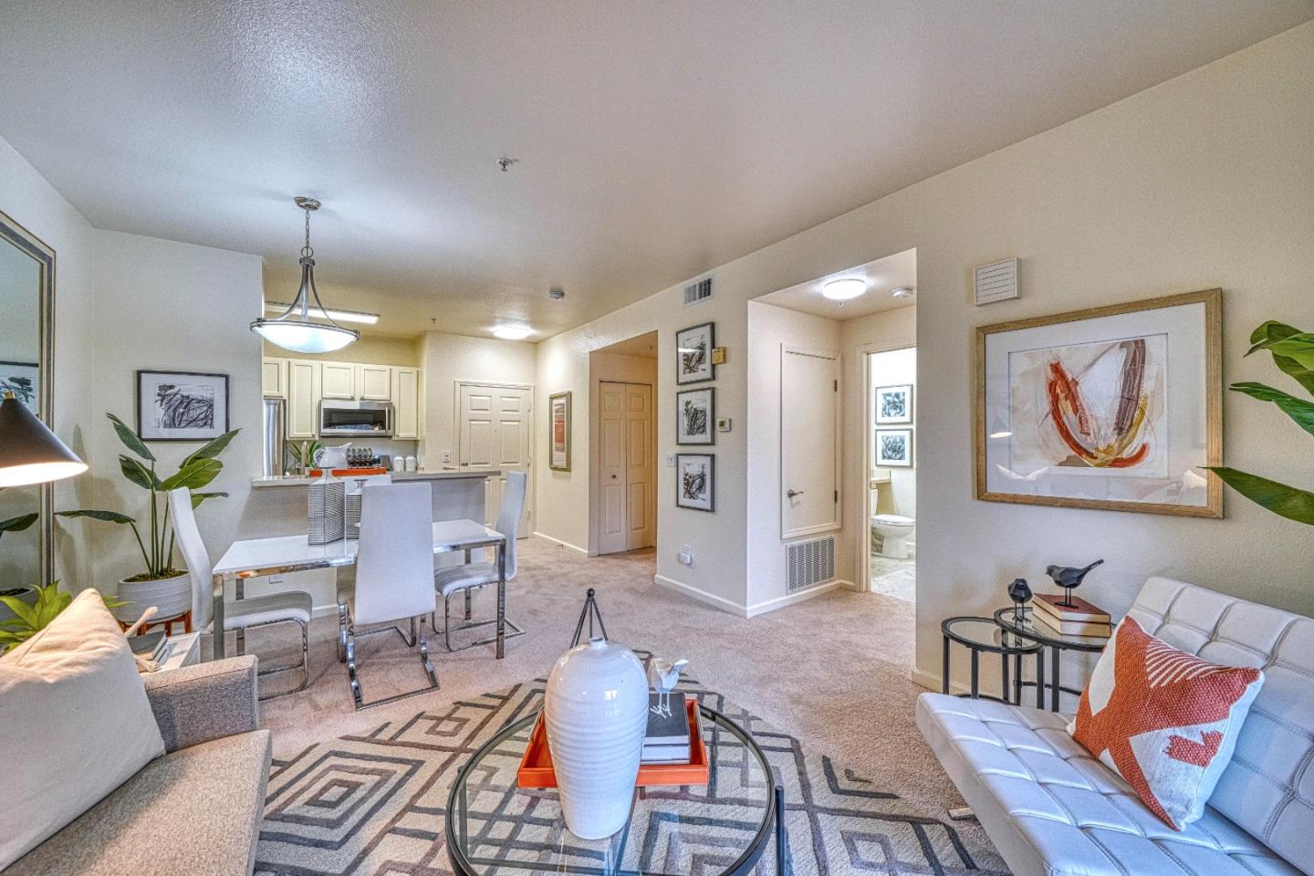 Detail Gallery Image 1 of 1 For 2255 Showers Dr #223,  Mountain View,  CA 94040 - 1 Beds | 1 Baths