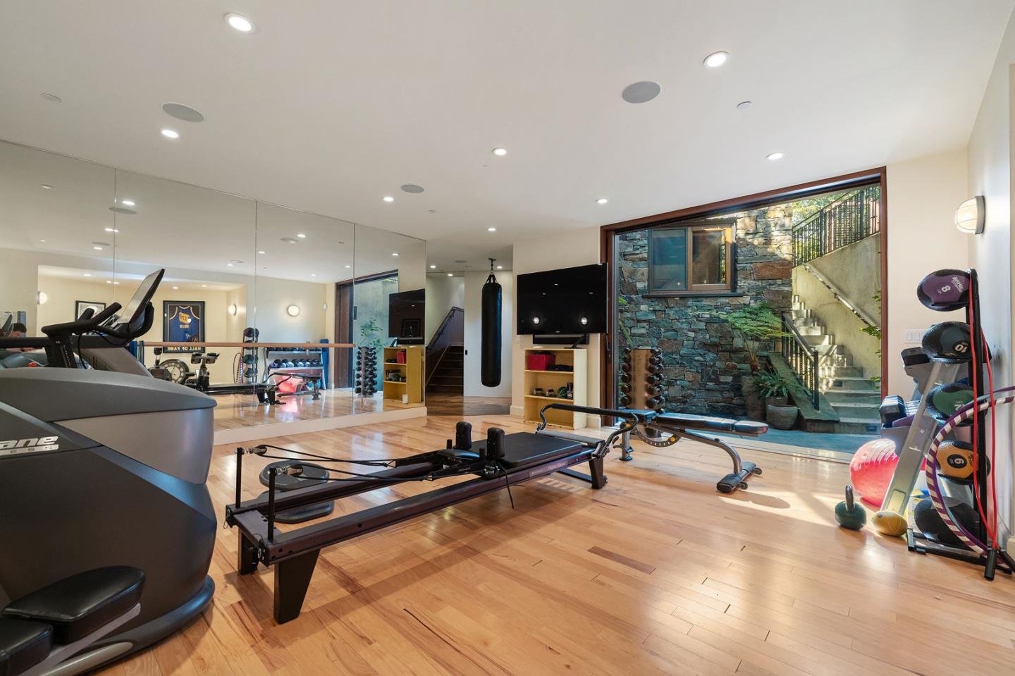 Detail Gallery Image 20 of 36 For 1385 Canada Rd, Woodside,  CA 94062 - 4 Beds | 3/2 Baths
