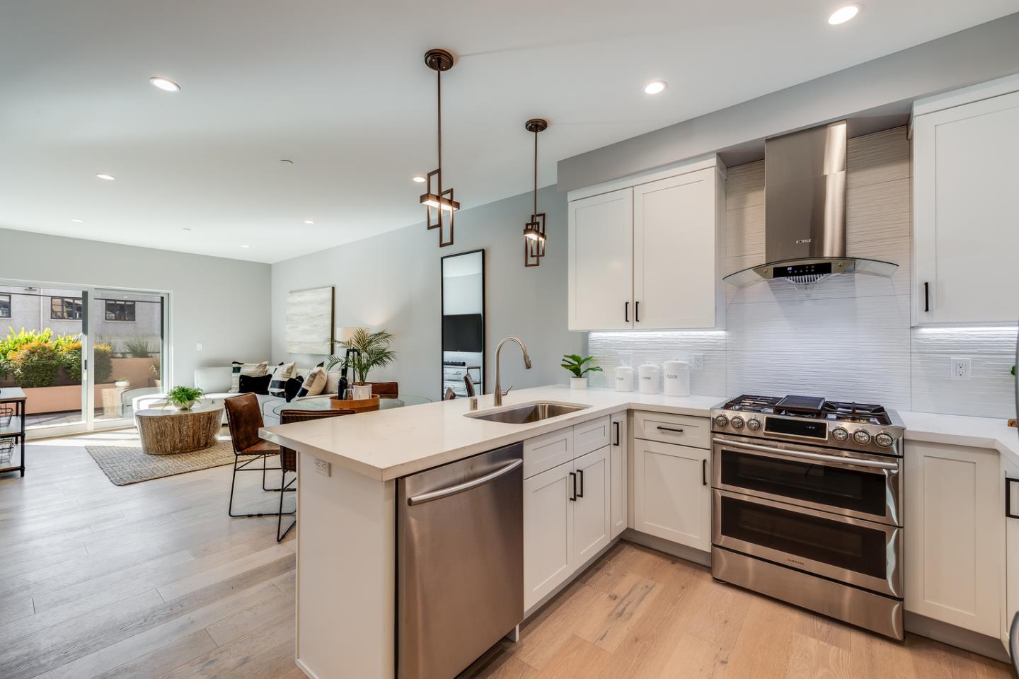 Detail Gallery Image 12 of 51 For 520 El Camino Real #201,  San Carlos,  CA 94070 - 2 Beds | 2 Baths