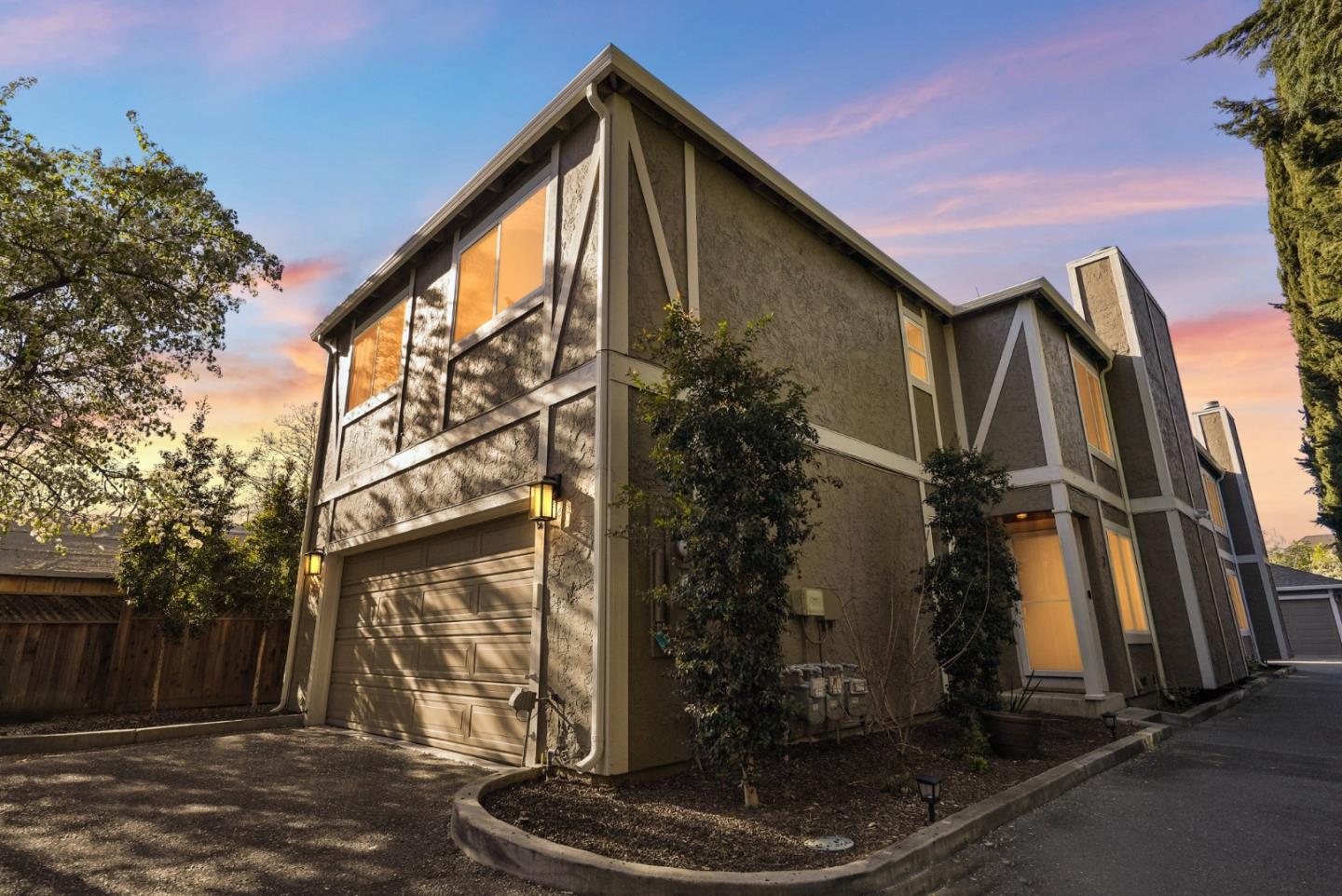 Detail Gallery Image 1 of 1 For 1137 Brace Ave #2,  San Jose,  CA 95125 - 3 Beds | 2/1 Baths