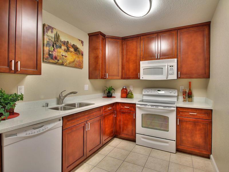 Detail Gallery Image 3 of 4 For 47112 Warm Springs Blvd #127,  Fremont,  CA 94539 - 1 Beds | 1 Baths