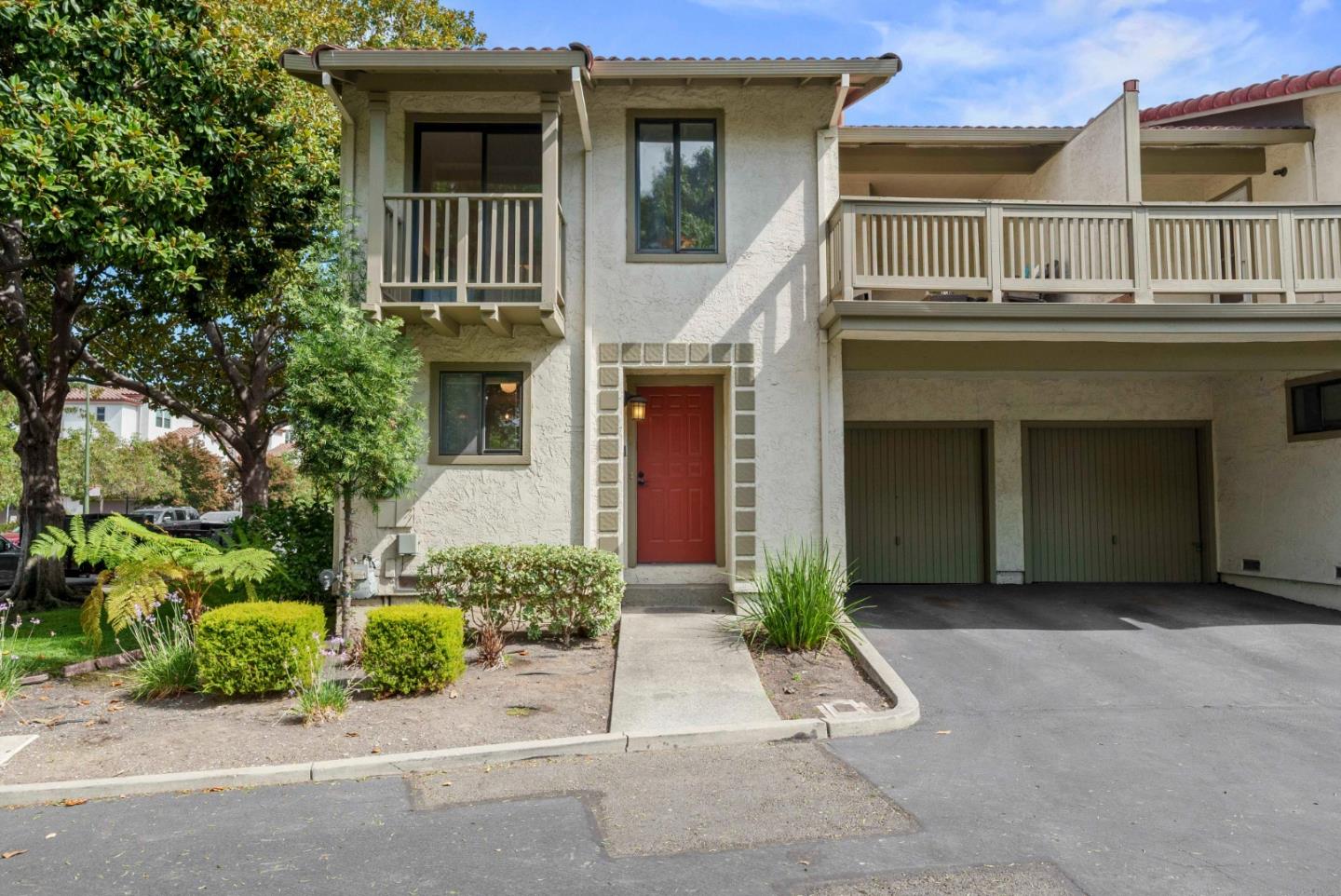 Detail Gallery Image 1 of 1 For 1947 San Luis Ave #1,  Mountain View,  CA 94043 - 3 Beds | 1/1 Baths