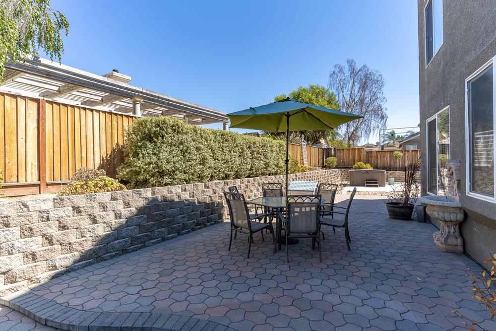 Detail Gallery Image 61 of 93 For 1232 Brook View Ct, Hollister,  CA 95023 - 5 Beds | 3/1 Baths
