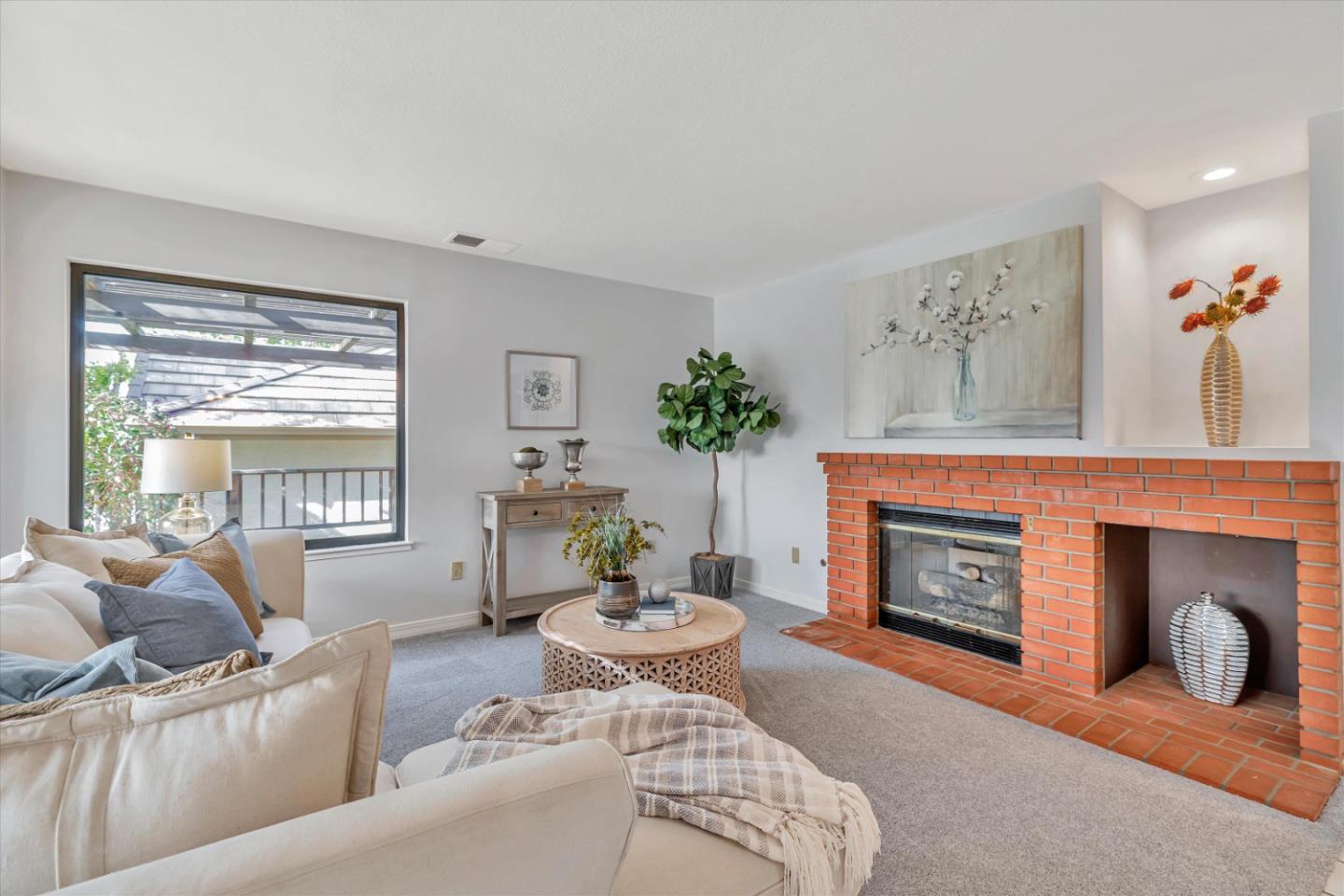 Detail Gallery Image 14 of 55 For 7942 Caledonia Dr, San Jose,  CA 95135 - 2 Beds | 2 Baths