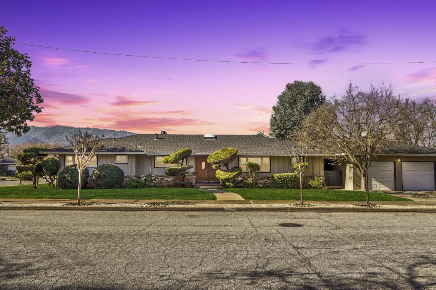 Detail Gallery Image 1 of 1 For 7481 Princevalle St, Gilroy,  CA 95020 - 4 Beds | 3 Baths