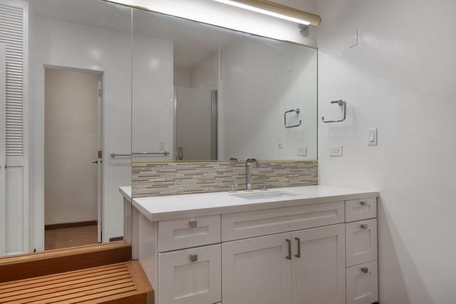 Detail Gallery Image 32 of 33 For 111 Baywood Ave #UNIT B,  Hillsborough,  CA 94010 - 2 Beds | 2 Baths