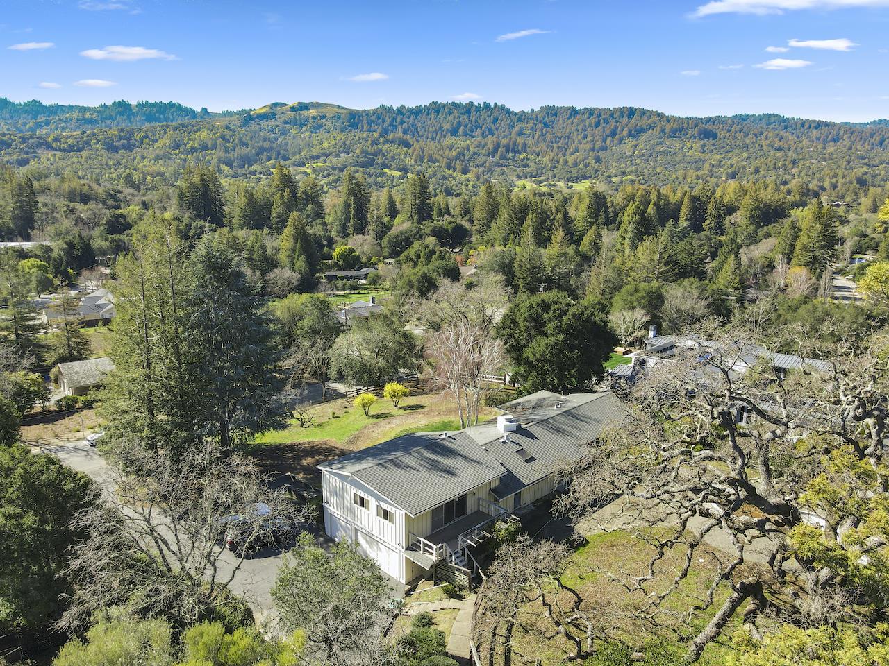 Detail Gallery Image 1 of 1 For 400 Cervantes Rd, Portola Valley,  CA 94028 - 3 Beds | 3 Baths