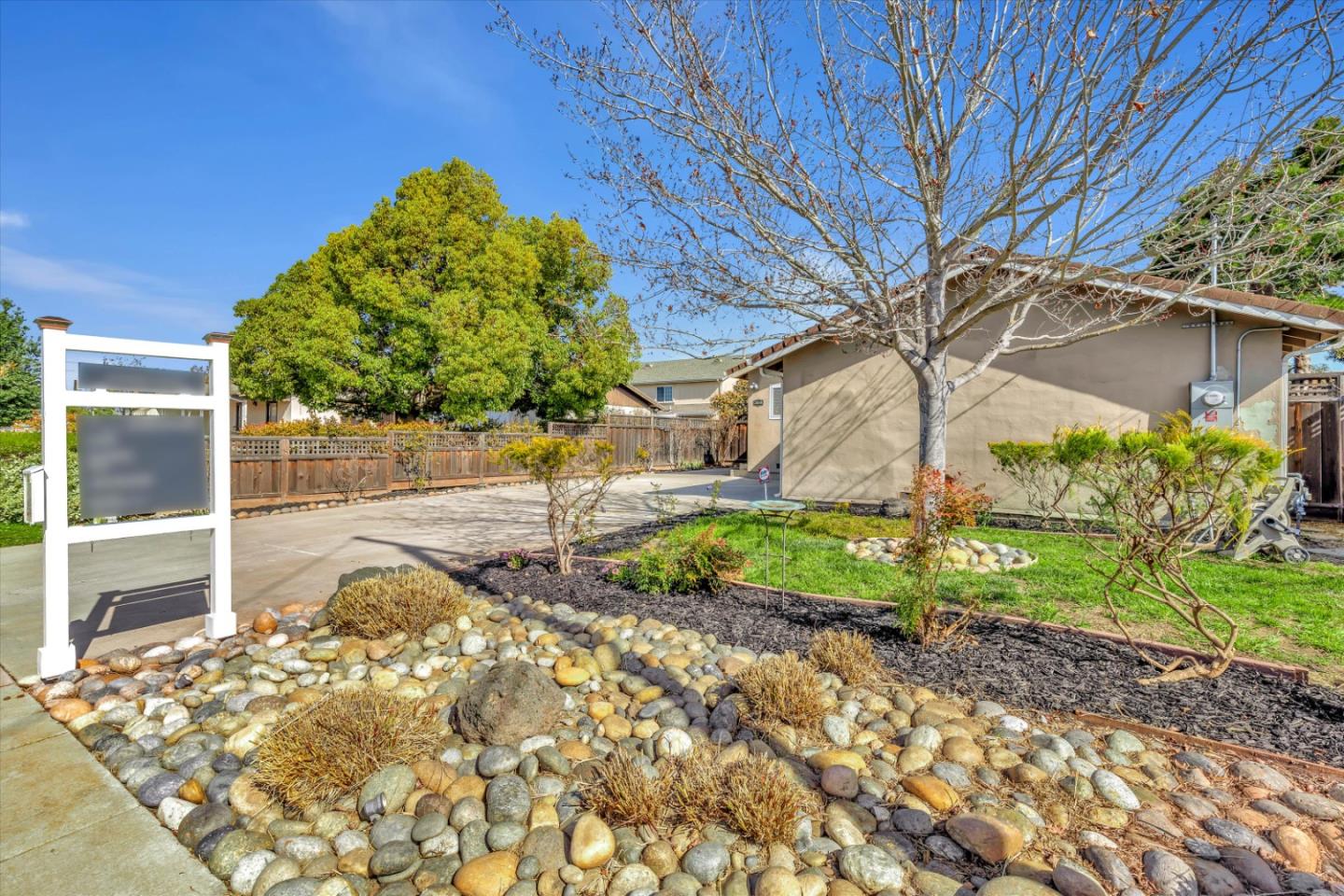 Detail Gallery Image 1 of 1 For 36840 Locust St, Newark,  CA 94560 - 3 Beds | 2 Baths