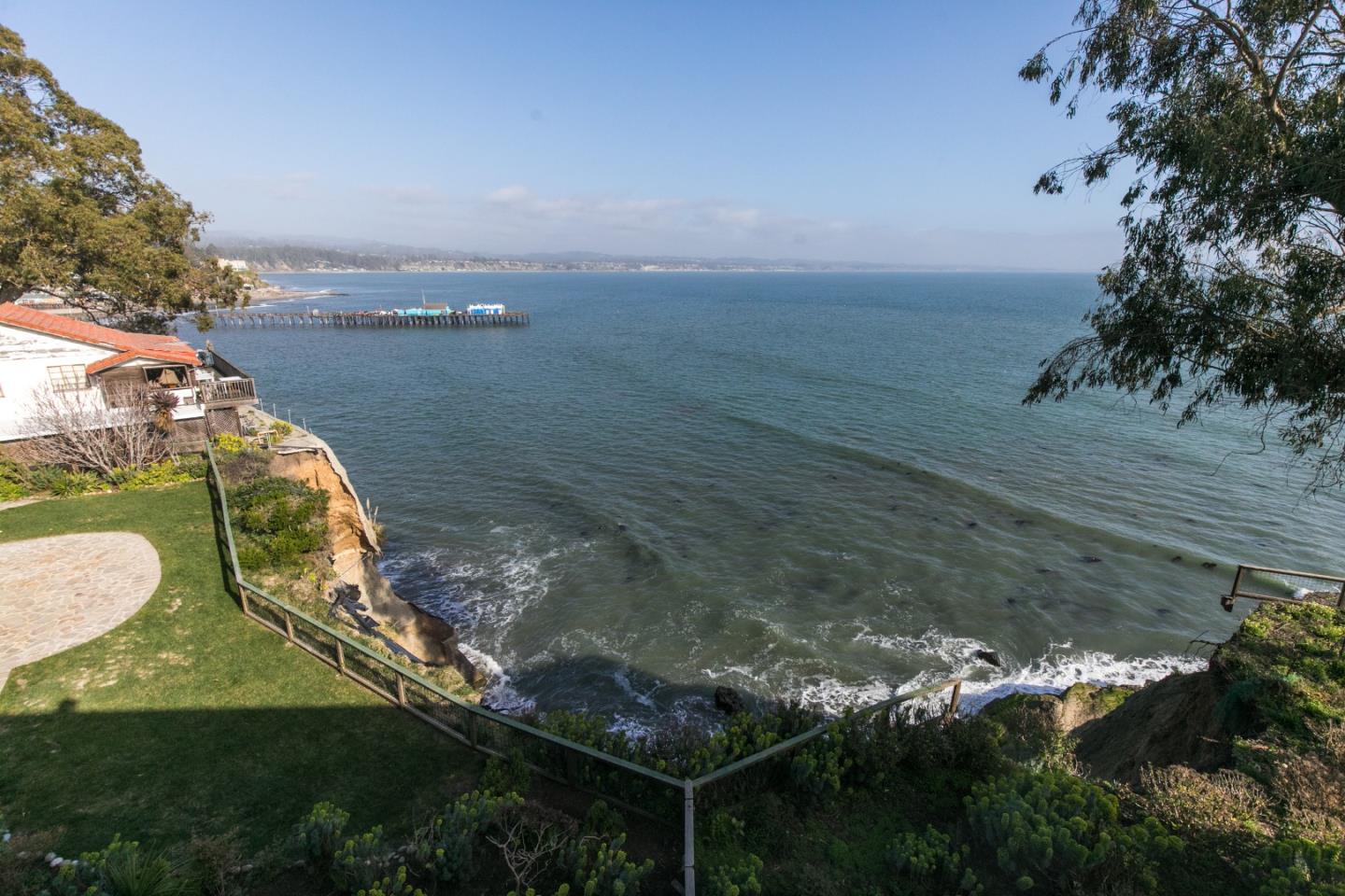 Detail Gallery Image 10 of 39 For 4820 Opal Cliff Drive #102,  Capitola,  CA 95010 - 2 Beds | 1 Baths